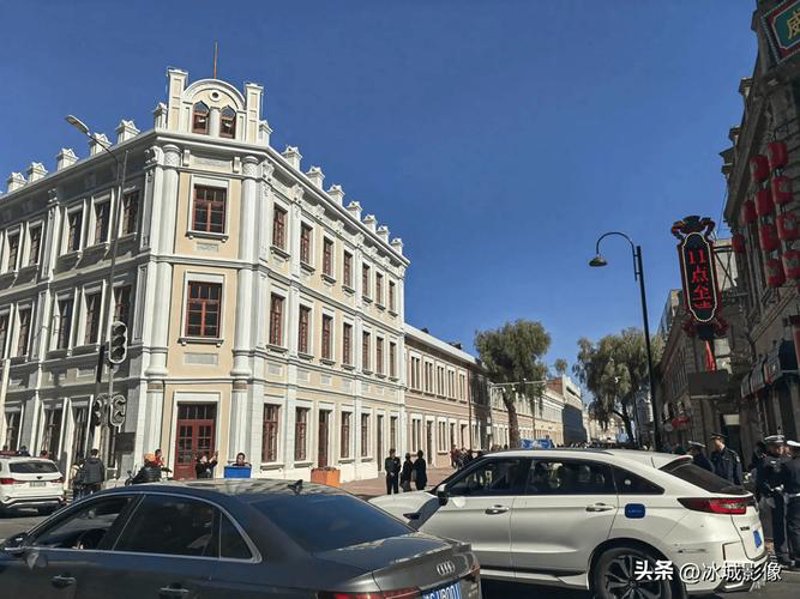 时尚前沿：哈尔滨悦辰琴服装店引领潮流趋势